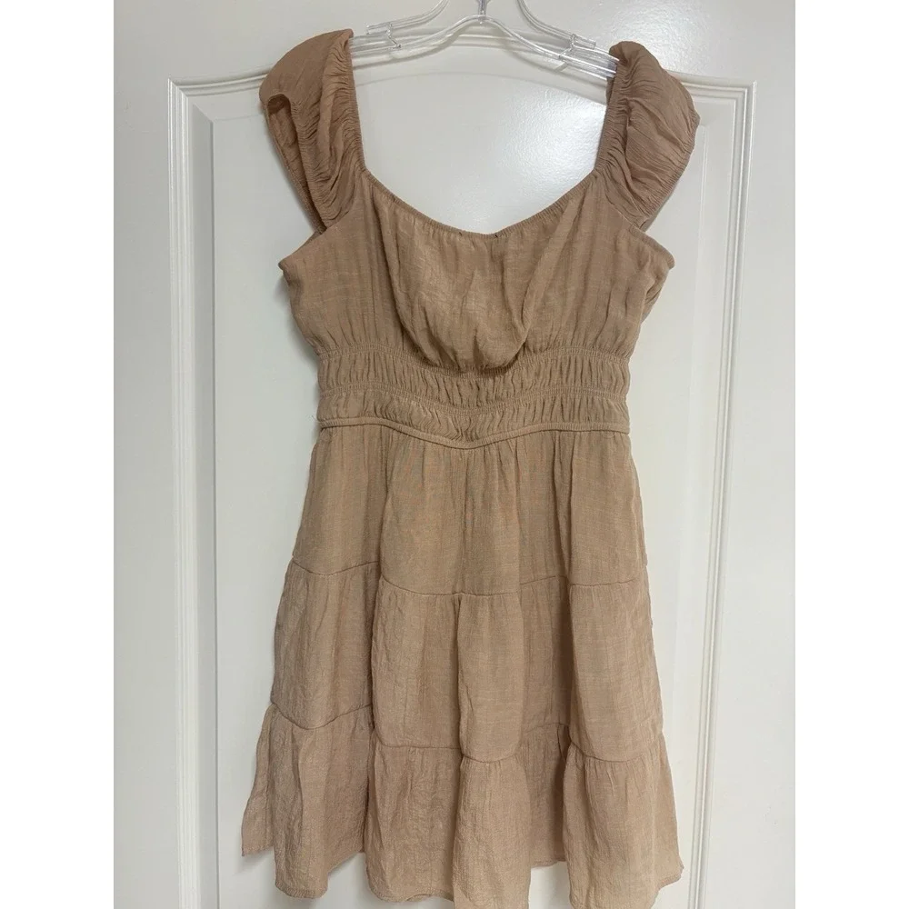 Trixxi Mini Dress Sz L Tan Ruffled Tiers Short Sleeve Flirty Coquette Y2k Party - Picture 3 of 14